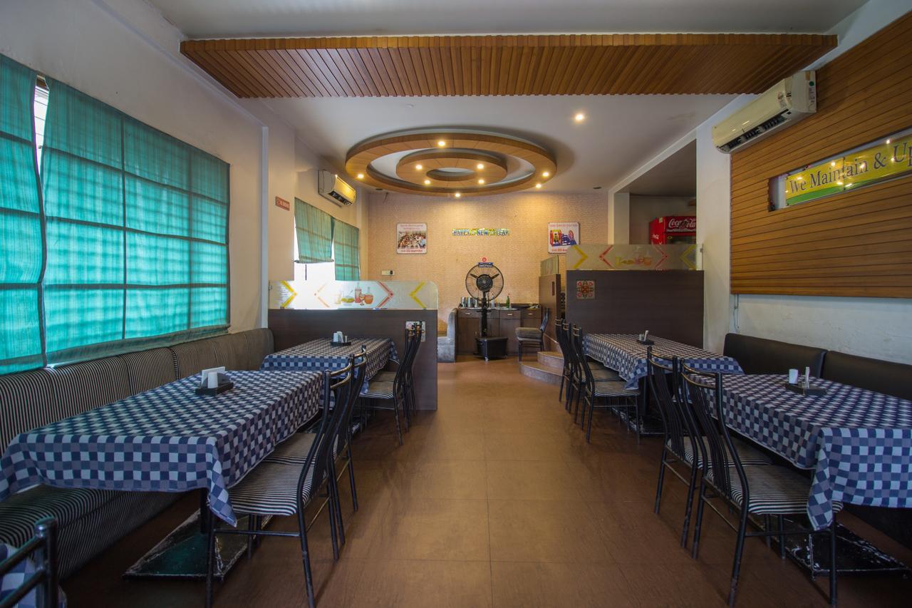Oyo 24197 Saptaruchi Hotel Pimpri-Chinchwad Exterior photo