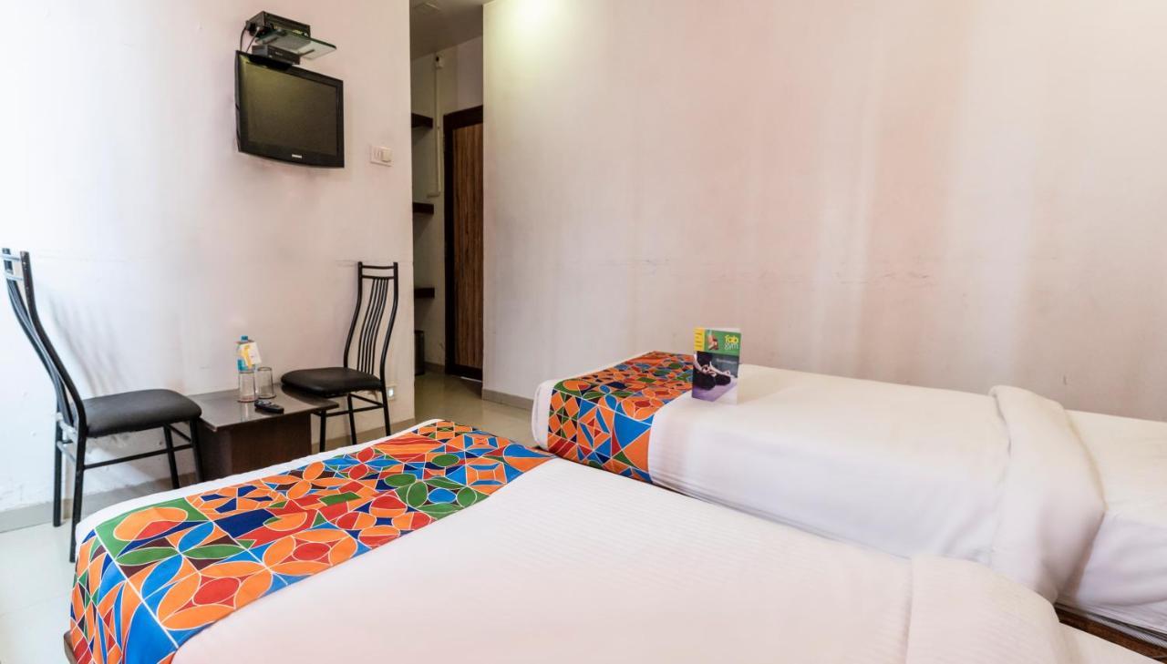 Oyo 24197 Saptaruchi Hotel Pimpri-Chinchwad Exterior photo